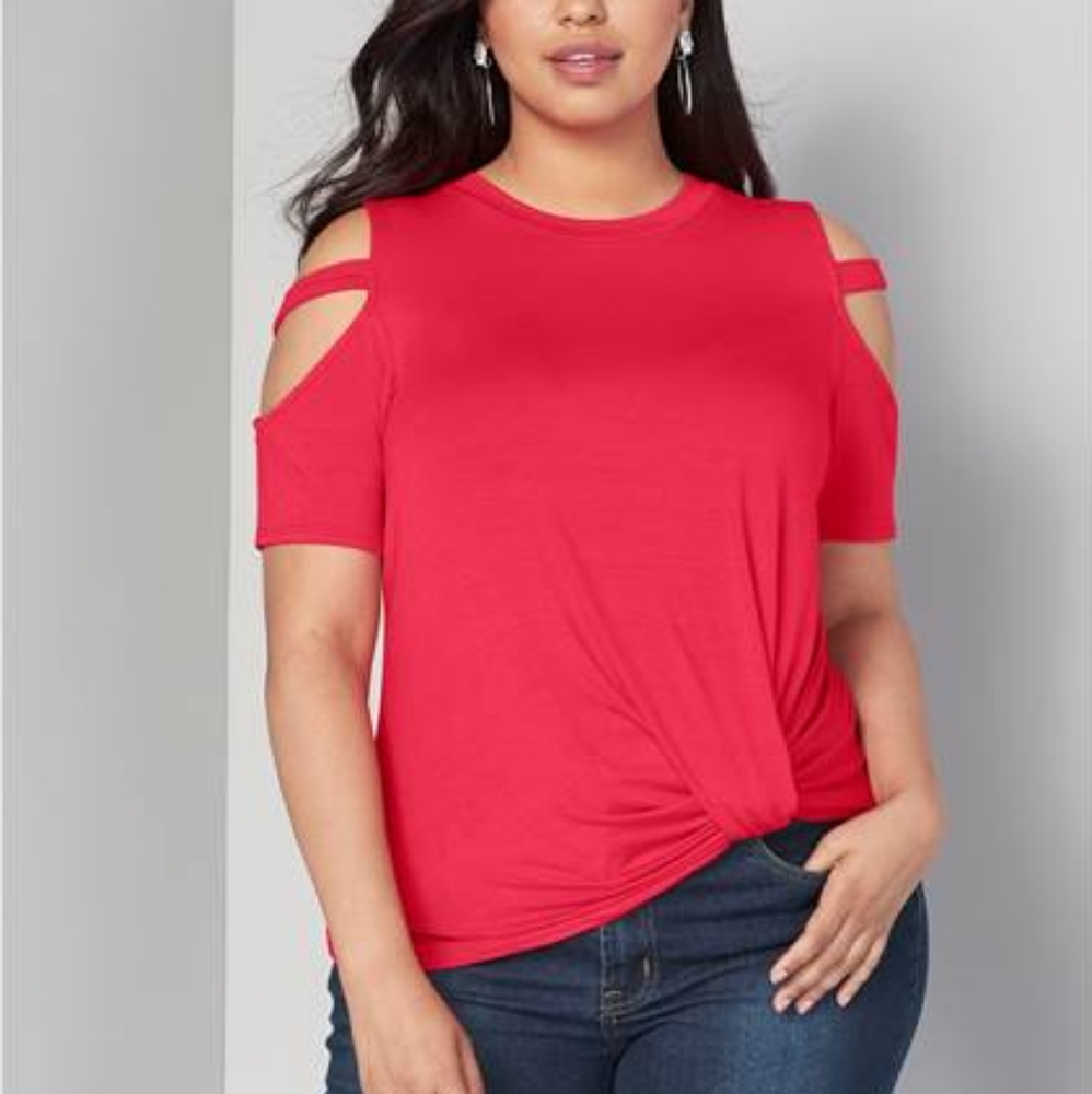 NWOT 2X Venus Cold Shoulder Top With Front Knot